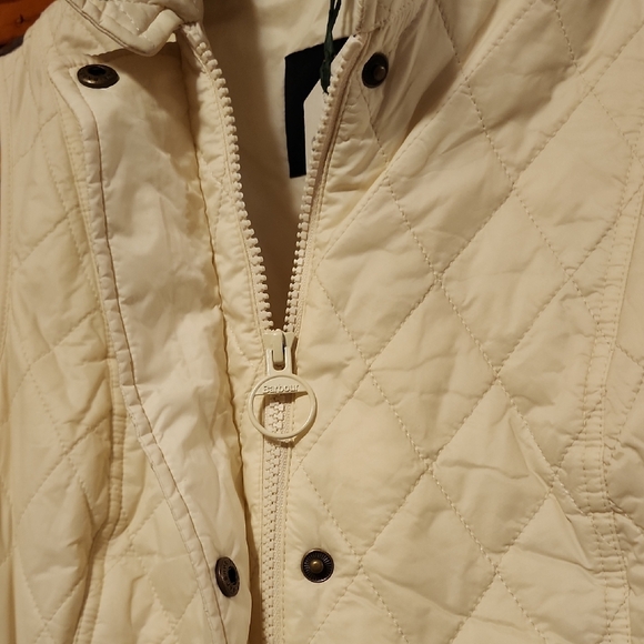 NWT Barbour Women's Otterburn Gilet Quilted Vest Size 10 - Picture 8 of 9